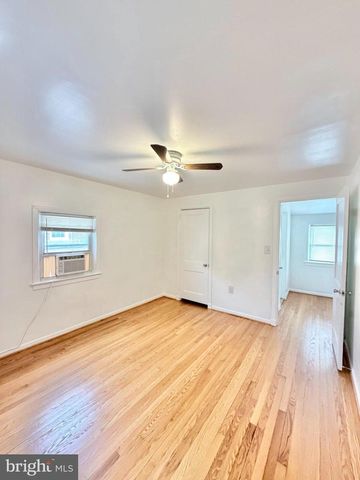 5613 QUEENS CHAPEL RD, Hyattsville, MD 20782