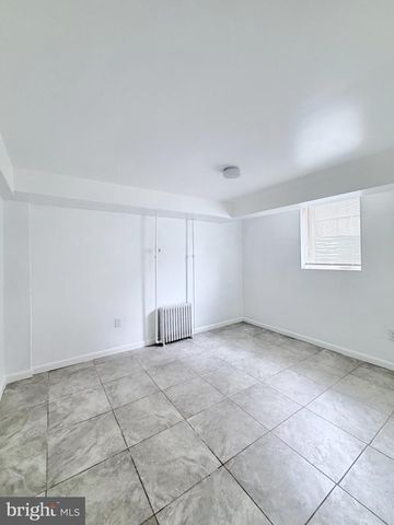 5613 QUEENS CHAPEL RD, Hyattsville, MD 20782