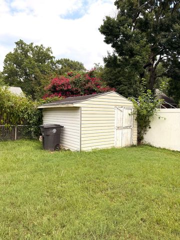 5613 QUEENS CHAPEL RD, Hyattsville, MD 20782