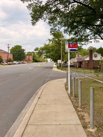 5613 QUEENS CHAPEL RD, Hyattsville, MD 20782
