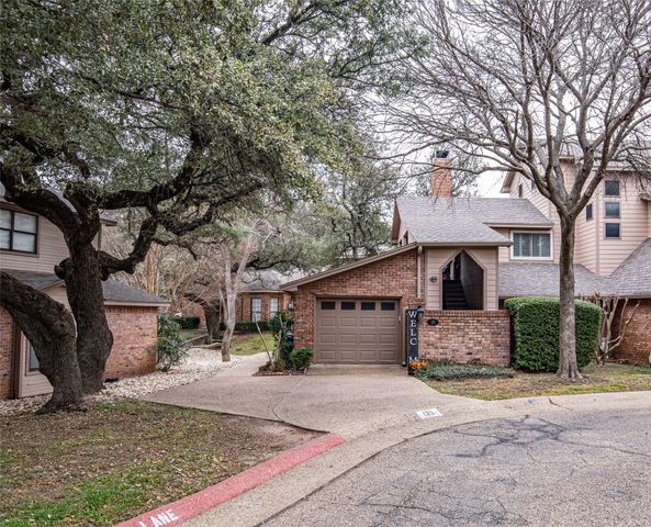135 Pleasant Grove Lane, Waco, TX 76712
