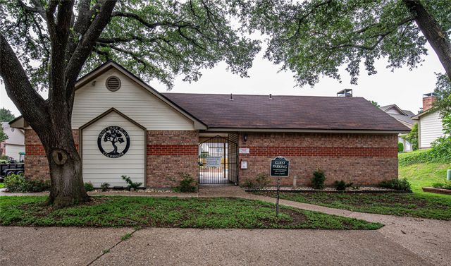 135 Pleasant Grove Lane, Waco, TX 76712