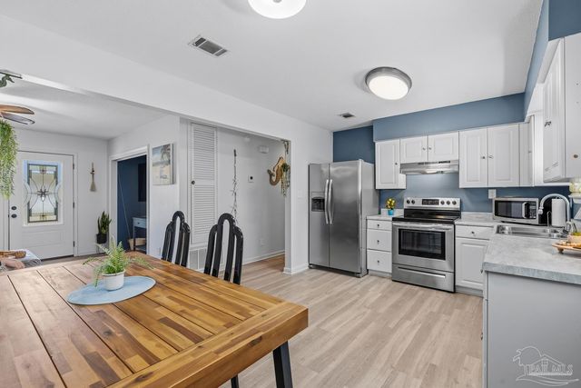 219 Mckinley Dr, Pensacola, FL 32505