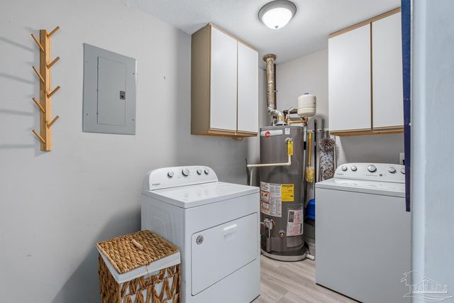 219 Mckinley Dr, Pensacola, FL 32505