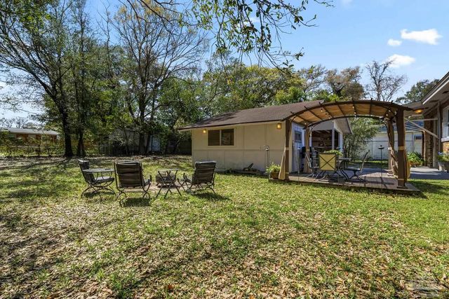 219 Mckinley Dr, Pensacola, FL 32505