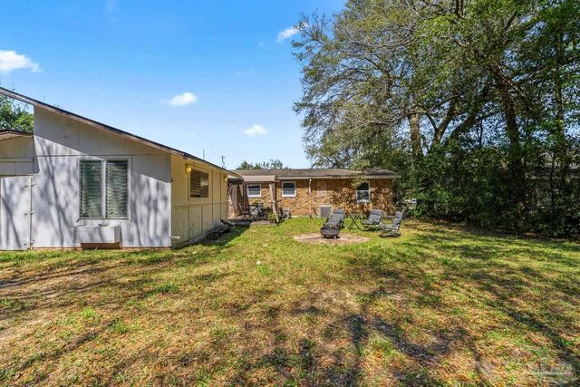 219 Mckinley Dr, Pensacola, FL 32505