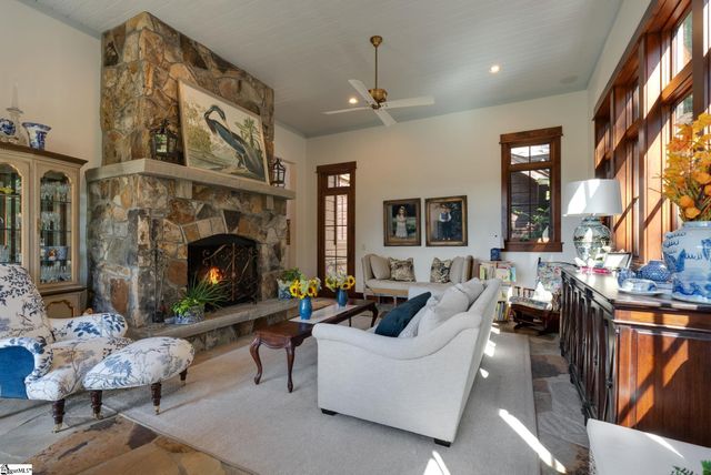 162 Ridge Top Lane, Salem, SC 29676