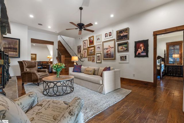 162 Ridge Top Lane, Salem, SC 29676