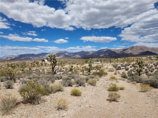 27445 N Driftwood Drive, Meadview, AZ 86444