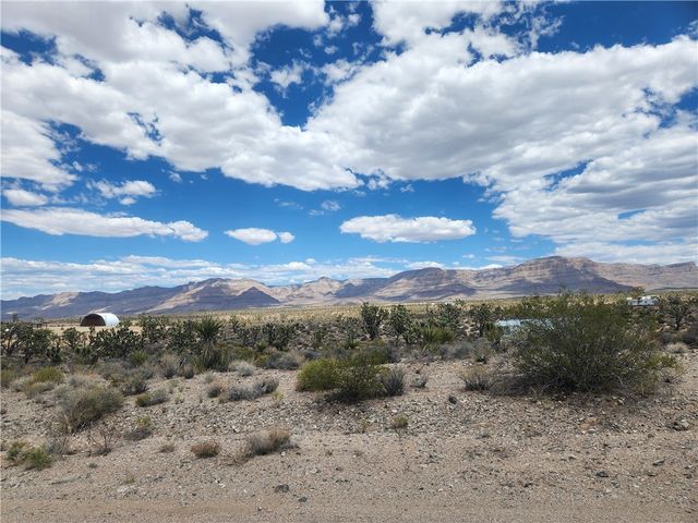 27445 N Driftwood Drive, Meadview, AZ 86444