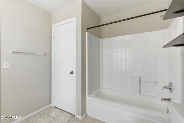 2413 E HAZELTINE Way, Chandler, AZ 85249