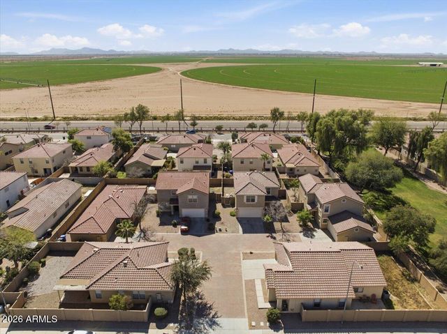 2413 E HAZELTINE Way, Chandler, AZ 85249