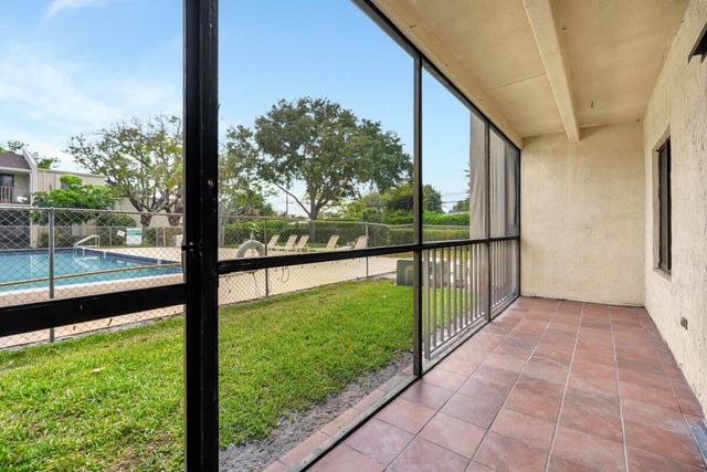 150 Pineview Road F3, Jupiter, FL 33469