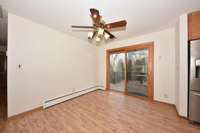 5600 Lakeview DRIVE, Greendale, WI 53129