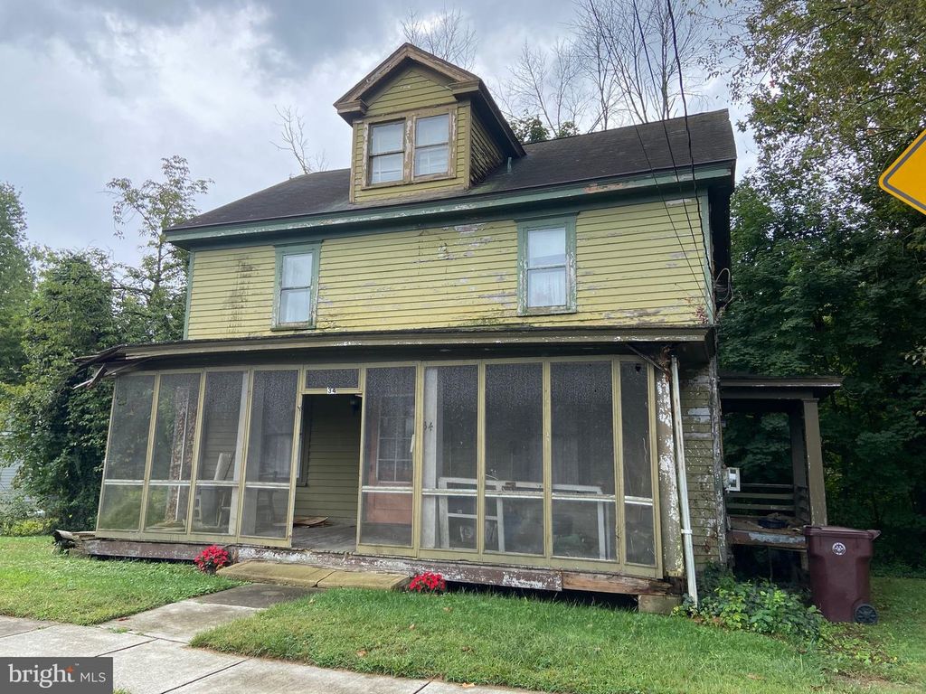 34 ALLEN AVE, Woodstown, NJ 08098