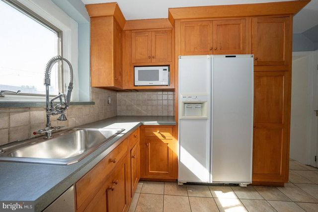 306 SEDGEWOOD RD, Springfield, PA 19064