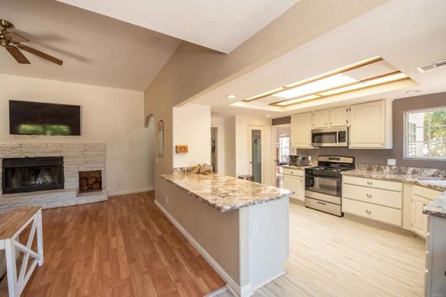 15950 Mactan Ln, Valley Center, CA 92082