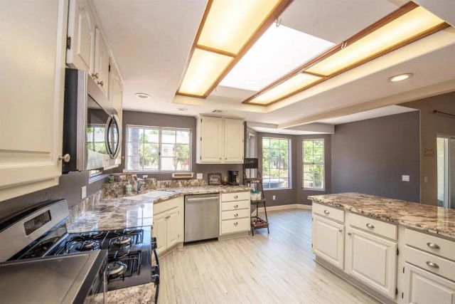 15950 Mactan Ln, Valley Center, CA 92082