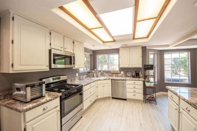 15950 Mactan Ln, Valley Center, CA 92082