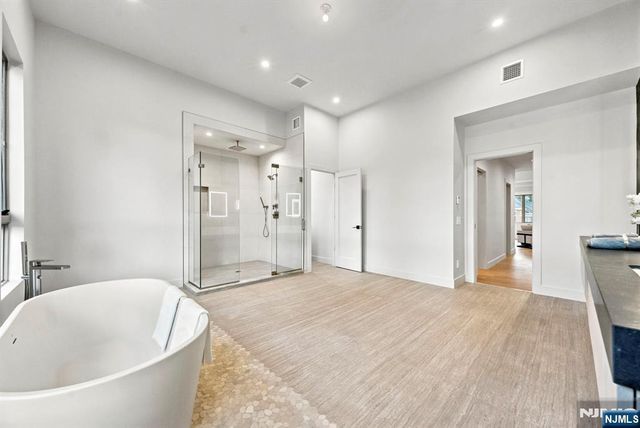 144 Demarest Avenue, Englewood Cliffs, NJ 07632
