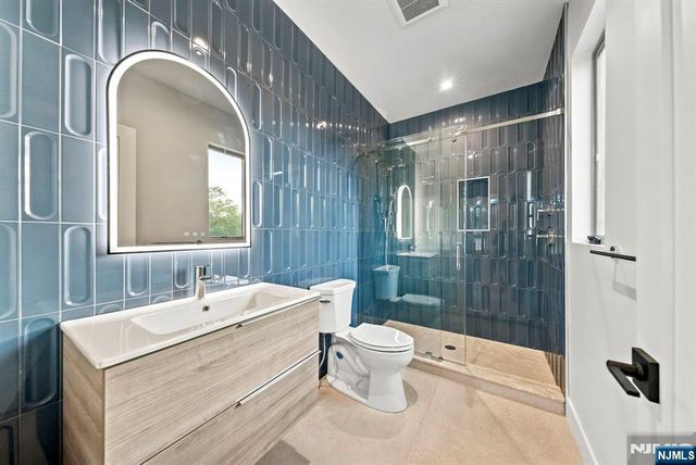 144 Demarest Avenue, Englewood Cliffs, NJ 07632