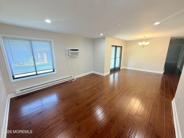 35 Amberly Drive J, Manalapan, NJ 07726