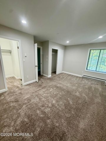 35 Amberly Drive J, Manalapan, NJ 07726