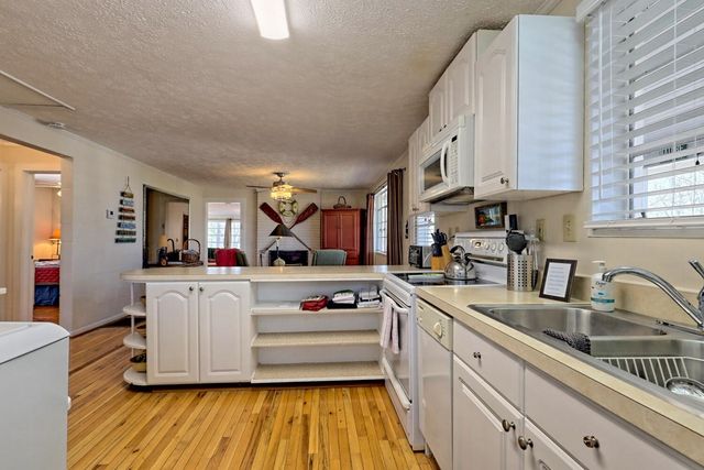 1528 Hillcrest Spur, Hiawassee, GA 30546