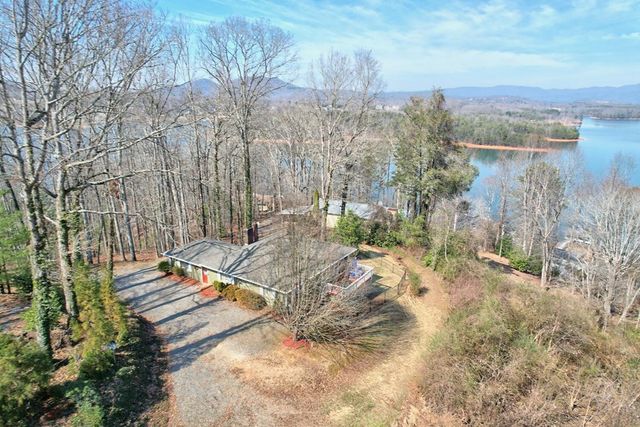 1528 Hillcrest Spur, Hiawassee, GA 30546