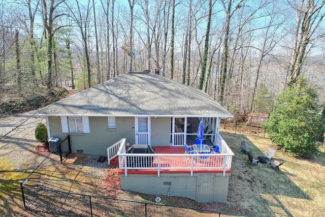 1528 Hillcrest Spur, Hiawassee, GA 30546