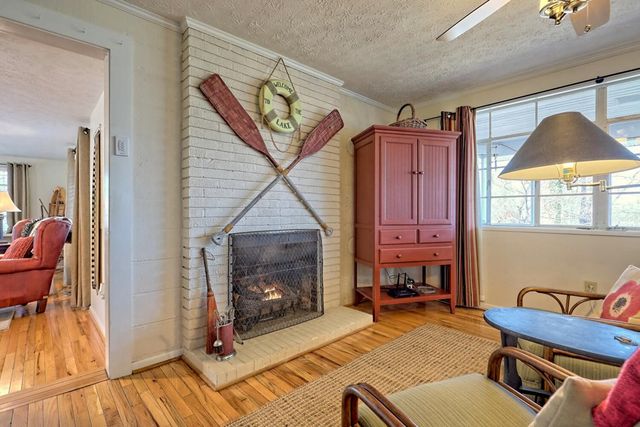 1528 Hillcrest Spur, Hiawassee, GA 30546
