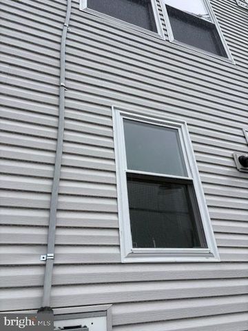 1432 S NEWKIRK ST, Philadelphia, PA 19146