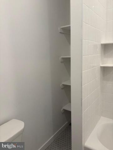 1432 S NEWKIRK ST, Philadelphia, PA 19146