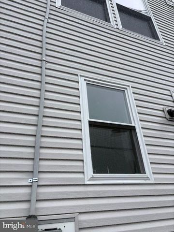 1432 S NEWKIRK ST, Philadelphia, PA 19146