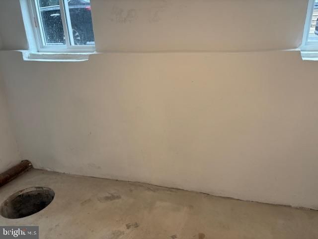 1432 S NEWKIRK ST, Philadelphia, PA 19146