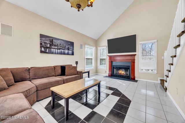 1 Brentwood Drive, Manalapan, NJ 07726