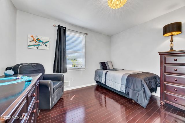 1 Brentwood Drive, Manalapan, NJ 07726