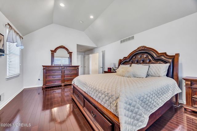 1 Brentwood Drive, Manalapan, NJ 07726