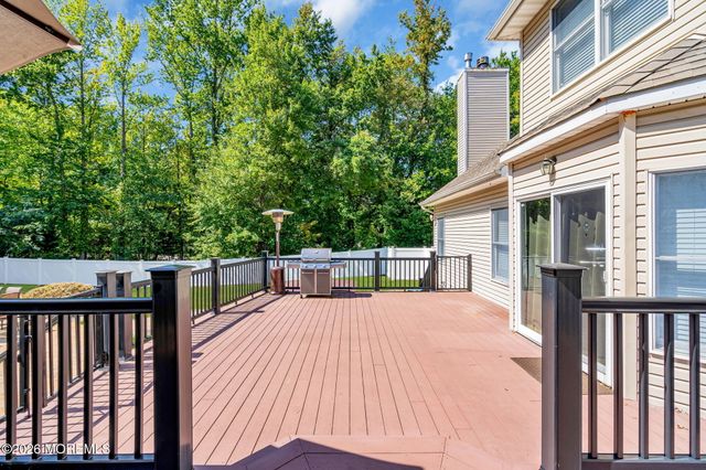 1 Brentwood Drive, Manalapan, NJ 07726