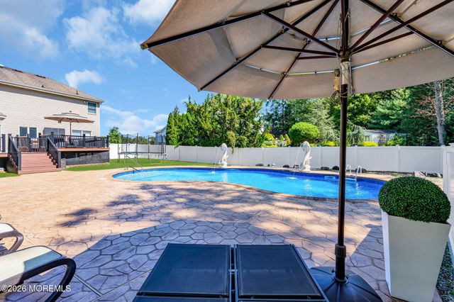 1 Brentwood Drive, Manalapan, NJ 07726