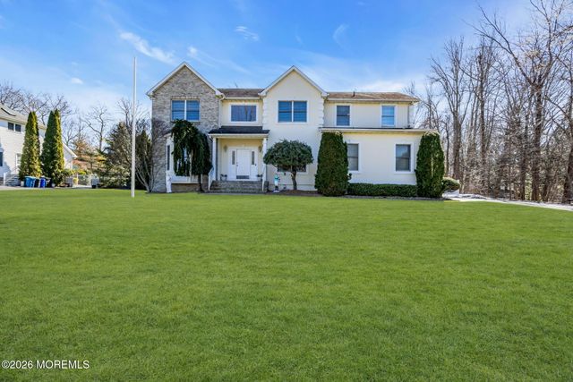 1 Brentwood Drive, Manalapan, NJ 07726