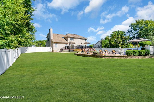 1 Brentwood Drive, Manalapan, NJ 07726