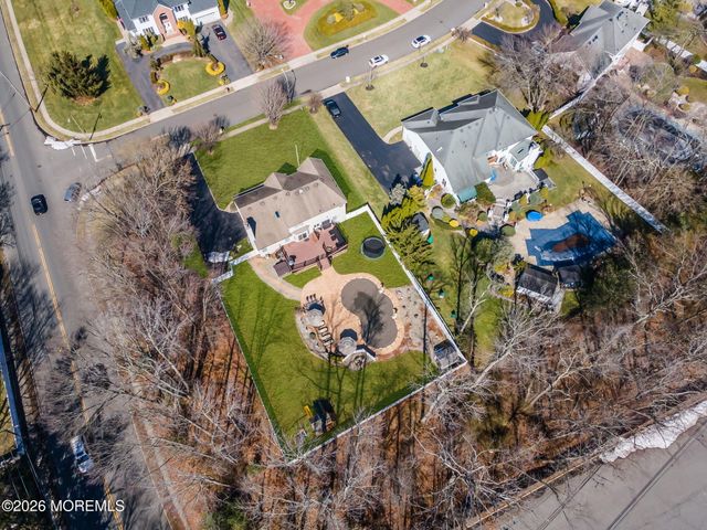 1 Brentwood Drive, Manalapan, NJ 07726
