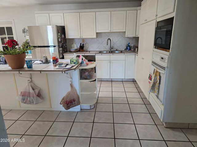 3364 W PERSHING Avenue, Phoenix, AZ 85029