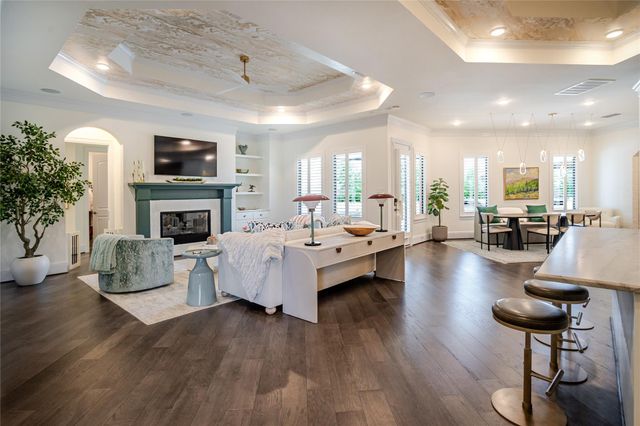 2516 Scenic Hills Drive, Friendswood, TX 77546