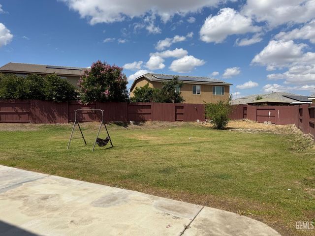 5302 Twinkle Lane, Bakersfield, CA 93313