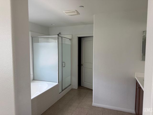 5302 Twinkle Lane, Bakersfield, CA 93313