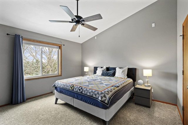 840 Vista Ridge Drive, Mount Horeb, WI 53572