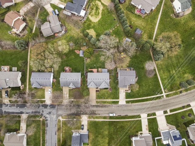 840 Vista Ridge Drive, Mount Horeb, WI 53572