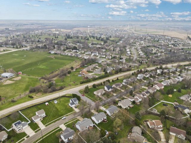 840 Vista Ridge Drive, Mount Horeb, WI 53572